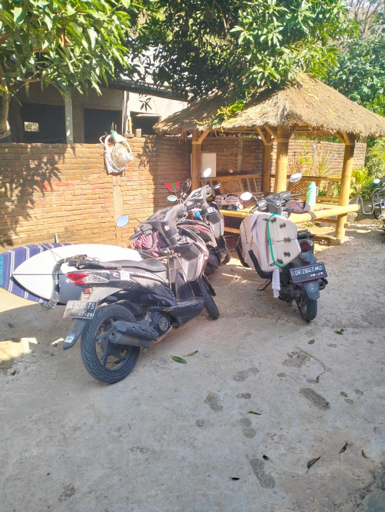 T&T Homestay Kuta  Exterior foto